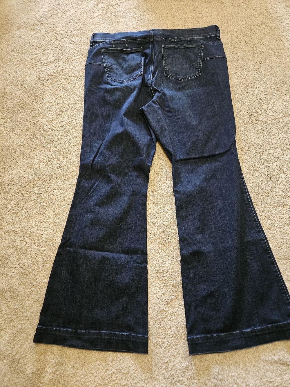 Torrid Dark Black/Blue Flared Jeans Sz. 20R - Picture 8 of 9